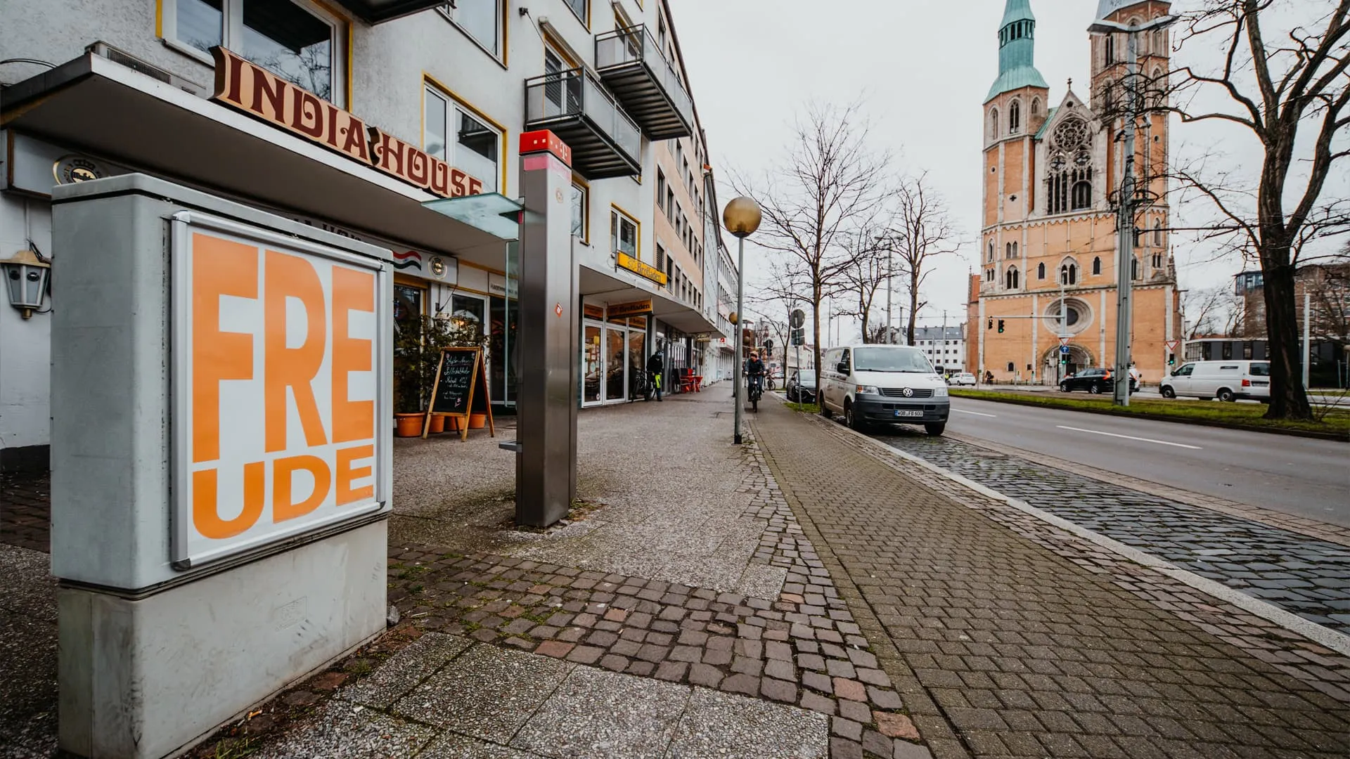 Auf die Plakate - Premium Außenwerbung in Braunschweig